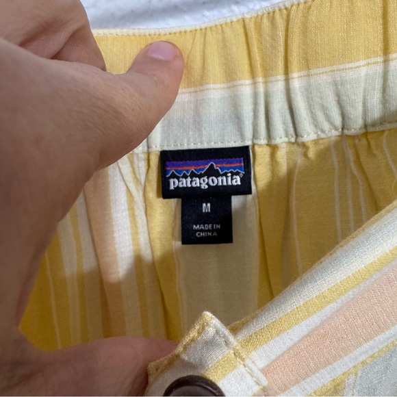 Patagonia lightweight striped skirt yellow size medium - Picture 5 of 6